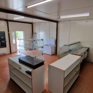 Lokal użytkowy wraz z działką w miejscowości Rogówko